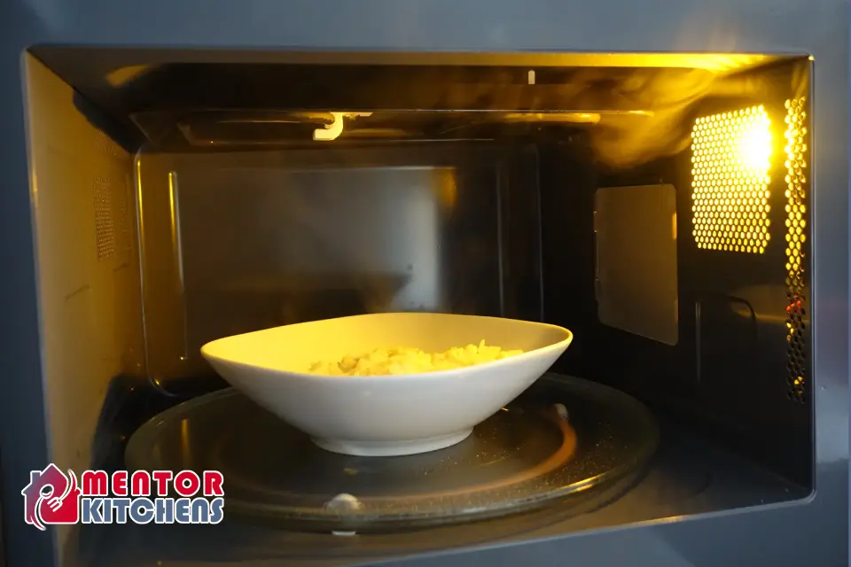 Cooking Rice in the Microwave