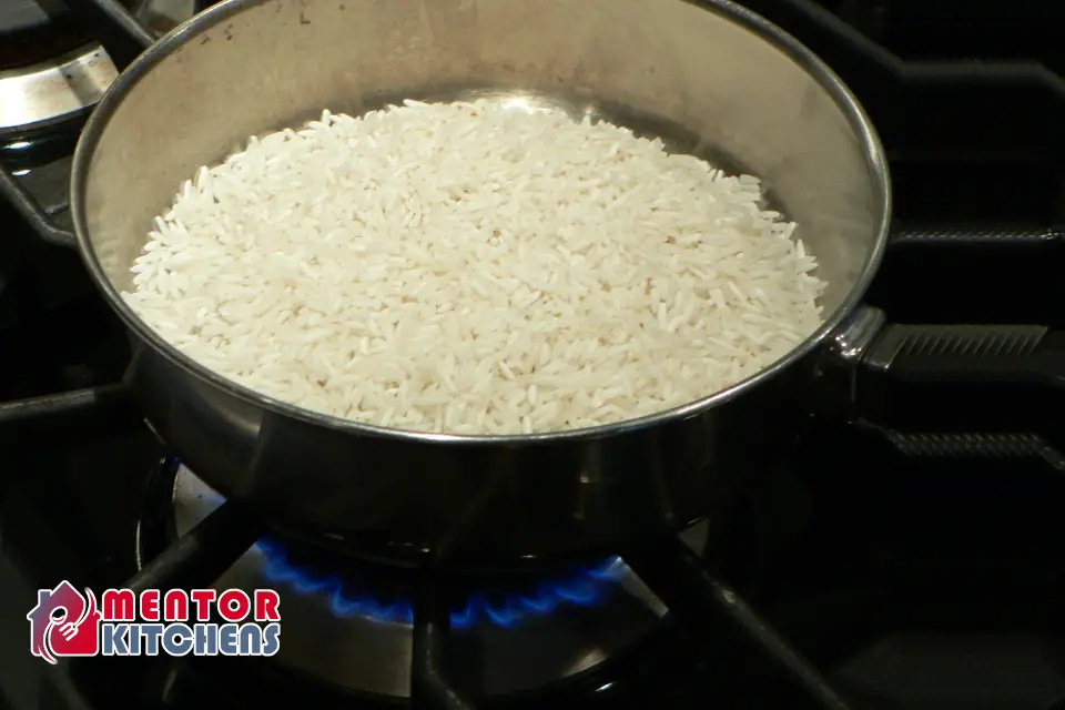 Cooking Rice on the Stove