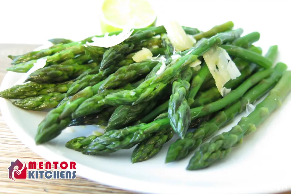 how to steam asparagus in the microwave